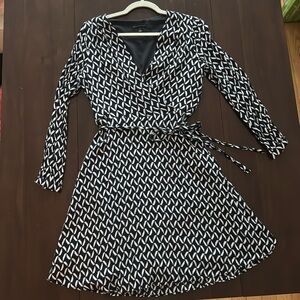 Business causal dress